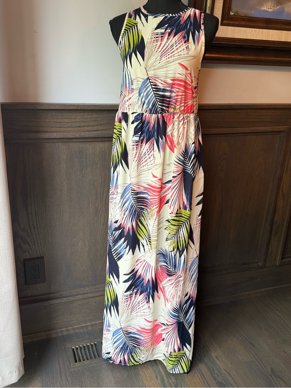 Sleeveless Cream Maxi Dress with Tropical Leaf Print